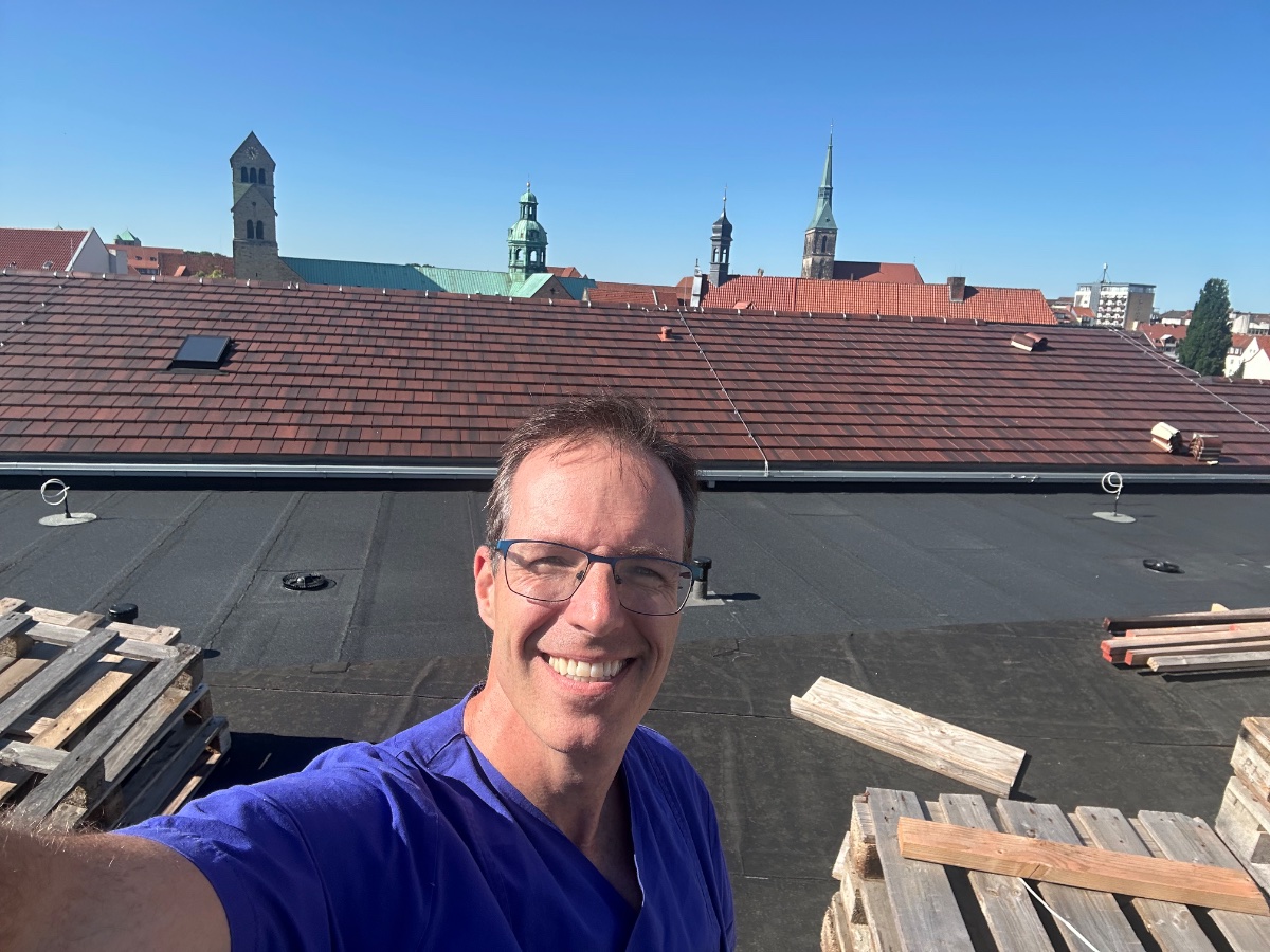Prof. Dr. J. Pelz